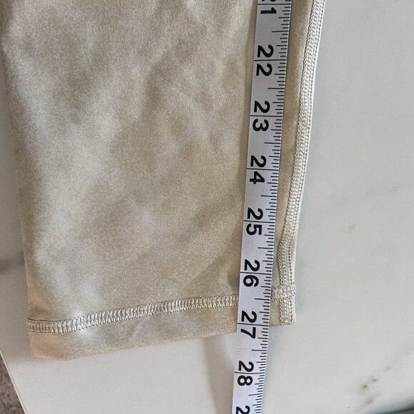 Offline by Aerie Cross Over 7/8” Hi-Rise Leggings NWT Beige/Gold Stretch Size XL - Picture 8 of 8